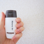 ..株式会社ネオナチュラルさんのUVスキンケアミルクです*.2回目投稿です✨前回投稿後から毎日毎日使用させて頂いたのですが本当に使い心地が良すぎて朝のスキンケアが楽しみでした🥰❣️.&hellip;のInstagram画像