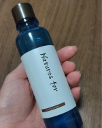 ネイチャーズフォー　ヒーリングローションです。さらっとしてますが、肌馴染みが良く、すぐに吸収されて、すごく潤います。いつも化粧水は泡で出る容器に入れ替えて使って、泡パックみたいにしてつけているので&hellip;のInstagram画像