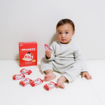 ..u0040glico_smilebiscoスマイルビスコ⸝⋆.こどもの日の思い出にオリジナルビスコを作ってみました👶🎏.長男も以前作った事があって🧓👴すごく喜んでくれたから今&hellip;のInstagram画像