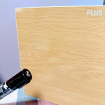 ⁡⁡インテリアにすっきり馴染む、家庭用ホワイトボード『インテルナフロート』⁡ボードが木目調とホワイト2種類あるよ‼︎木目調のホワイトボード初めて見たので私は木目調を🌱木目調のボードにペ&hellip;のInstagram画像