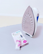 .／アイロンにこびりついたよごれ落としに！＼.KAWAGUCHIアイロンクリーナー.もう10年近く使っている我が家のアイロン..使うたびニオイが気になっていたのですが..こ&hellip;のInstagram画像