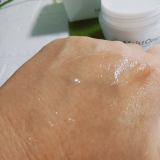 口コミ：オーストリッチコラーゲン 水溶性コラーゲン配合オールインワン美容ジェルウェルネックスモイストワンの画像（5枚目）