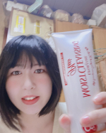 【無添加化粧品 エポラージェ モイストクレンジングプラス】ジェル状のクレンジングです。コーン油・コメヌカ油の自然由来の天然オイルで保湿し、AHAで優しく角質ケアされます。ヘマトコッカスプル&hellip;のInstagram画像