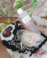 u0040untiens_azabu10ban石鹸シャンプー&ビネガーリンスを⁡使ってみましたー！⁡⁡⁡固形シャンプーは⁡ハーブの香りでした😌⁡リンスは開けた瞬間、⁡『酢』でした😂⁡&hellip;のInstagram画像