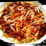 マルサンの豆乳シュレッドは豆乳で作ったチーズ風食品。乳原料不使用で、シュレッドチーズと同じようにグラタンやピザなど様々な料理に使え､今回はペンネのトマトソースに粉チーズの代わりに使ってみました。こ&hellip;のInstagram画像