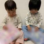 ♡この度はコスモメディアサービス様よりみんなのお名前シールをお試しさせていただきました✨子供たちは4月に入園したのですが持ち物全てに名前をつけないといけなくて今回いろんなものに貼ってみた&hellip;のInstagram画像
