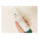 yun.yut_k*⋆✈．．【DETクリア ブライト＆ピール クレイフェイスウォッシュ】濡れた肌に直接塗ると自然と泡立つから洗顔として使えるし、乾いた肌に塗って少し置いてから水を足して泡立&hellip;のInstagram画像