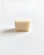 オリーブオイルだけ🌿子供の肌が荒れやすく、毎日の保湿に時間が掛かり困っています😔アトピーの可能性もあるかなと不安に思い皮膚科に何度も通っても、完全には治らず。。色々な保湿剤を試しながら試&hellip;のInstagram画像