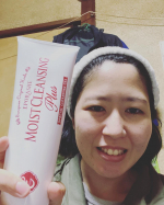 himericherry【モイストクレンジングプラス】ダブル洗顔不要で楽ちん♪♪メイクがスッキリ落ちるのに美容成分が配合されててしっとり肌に。角質もケアしてくれるらしく、透明感のある肌&hellip;のInstagram画像