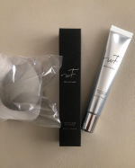 【薬用リンクルカバーファンデーション】★薬用有効成分ナイアシンアミド配合で「シワ改善」と「美白※効果」がこの1本で実現！※メラニンの生成を抑え、しみ、そばかすを防ぐ。『重ねるほどに、美しく。』を&hellip;のInstagram画像