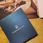 sisipone大人女性向けナイトサプリのTHERAPITY。パンフレットに書かれていたナイトルーティンと一緒に取り入れてみたいと思います🤗マットな質感でシンプルなパッケージが素敵。パウダー&hellip;のInstagram画像