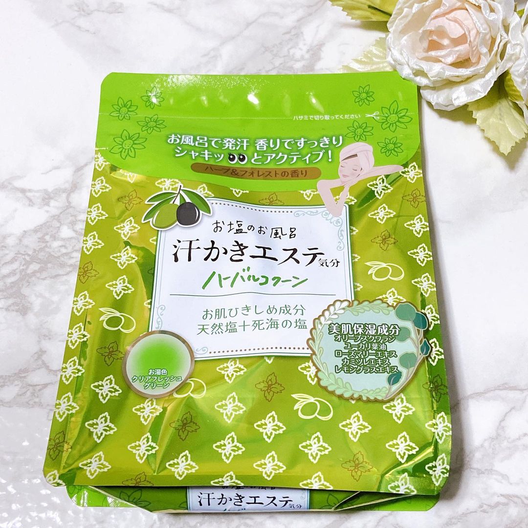 口コミ投稿：汗かきエステ気分　ハーバルコクーン🌟スプーンが付属しているので計量しやすいのが嬉…