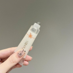 oka_hena2023/4/30初体験のぷりぷりジェルやる気が出ない日もあるし、そんな日はオールインワンでハピクロと金箔はなんかそれだけでテンション上がるーーーーーーーーーーーーーーーー&hellip;のInstagram画像