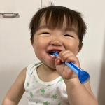 𖤣𖥧𖥣𖡡𖥧𖤣スイス生まれの歯ブラシ「クラプロックス」今回初めて知った商品でしたが、全世界75カ国で販売されているんですって！ベビー歯ブラシ(0才～4才向け)をお試しさせていただきました🪥毛&hellip;のInstagram画像