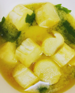 reika.7201減塩タイプでも満足感が得られるのは、甘みと旨み、コクが感じられる味わいです。だし入りの液状みそだから、さっと溶けて使いやすく時短したい時にオススメ！空気に触れにくい「鮮度ボ&hellip;のInstagram画像