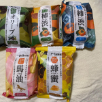 ペリカンファミリー石鹸をつかってみました。どの種類も泡立ちがよく洗い流したあともつっぱったりもせずにうる艶でした！！最近ちょっと臭いが気になる旦那は薬用柿渋を使ってもらってます。シトラスハーブの&hellip;のInstagram画像