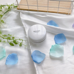 マスクを外す機会が増えてメイク頑張らないと💦Moist Labo崩れにくい透明ルースパウダー⁡超さらさら皮脂コントロール𖧷部分使いにも𖧷毛穴、くすみカバー𖧷洗顔料でも落とせる𖧷SPF3&hellip;のInstagram画像