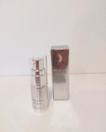 リペアジェル8mLサイズ（現品/8mL）医学誌に掲載されたエイジングケア美容液一滴の水も使用しない100％美容成分※、そして100％植物由来※ ビタミンC（アスコルビン酸）は美肌成分ミニ&hellip;のInstagram画像