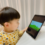 u0040babypark.toe samaの英語育児講座（通信）受講🌈言えてないのもあるけど、ちゃんと単語を真似して楽しんでます🙈💕アニメ・ドラマのオープニング曲はニコニコ踊ってノって&hellip;のInstagram画像