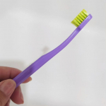 スイス生まれの歯ブラシ⁡「クラプロックス」⁡小さめヘッド＆極細7600本のブラシ毛⁡ＣＳ　smartを使ってみました。⁡⁡ハブラシのあたりがすごく優しいので⁡今までの磨き方だとちゃんと磨け&hellip;のInstagram画像