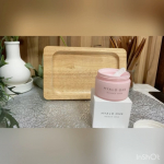 こんばんは〜☺️♪♪本日は、とにかく気持ちいい♡なめらかなぬり心地🥰がお気に入りのジェルヒアロワン！・アラフォーの年齢肌にもしっかりアプローチしてくれてる感✨目元、口元はいつも入念に&hellip;のInstagram画像