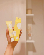 𓂃🥛𓈒𓂂𓏸⁡韓国モデルのような透明感のある肌メイクに˗ˏˋ 𝖦𝟫 𝖴𝖸𝖴 𝖤𝖲𝖲𝖤𝖭𝖢𝖤 𝖴𝖵 𝖢𝖱𝖤𝖠𝖬 ˊˎ˗ ⁡UVトーンアップ＆カラーコントロールをしてくれる化粧下地だよ👼🏻🫧⁡&hellip;のInstagram画像