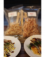 🐾お好み焼き＆焼きそば❣️マルトモファンブログの「お好み焼きに合うのはどっち？」に参加させていただきました😊u0040prebushi_marutomo 2種の削りぶし、「花かつお」と「&hellip;のInstagram画像