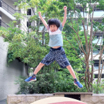 元気いっぱい❗おへそがチラリ〜😂ニッセン u0040nissen_kids_official 様より 綿100％ポケット付総柄ハーフパンツをモニターさせていただきました✨商品番号：VOG01&hellip;のInstagram画像