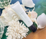Dr.Recelladeep2031 UVベースSPF37PA+++幼少期から夏はキャンプ、冬はスキーやスノボなどアウトドアな家庭で育ち15歳の頃から始めたダイビング夏になると日焼けして&hellip;のInstagram画像