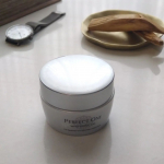 ˗ˏˋ 今年こそ本気のシミ対策*1　⚘ ˎˊ˗【PERFECT ONE薬用ホワイトニングジェル】お風呂上りはサッと使えるオールインワンがいい👏特に夏場はべたつきにくいこのみずみずしい使い&hellip;のInstagram画像