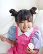 ..たっくさんのアイス👼🏻🍨🤍江崎グリコさんのスマイルプラス アイスパーティーセット22だよ𓂃◌𓈒𓐍 ミドルサイズでのんたんにぴったりのおおきさ♡初めて見る小さいアイスたちに大喜び &hellip;のInstagram画像