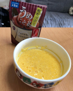 tah0423#たまごかけごはん 朝は手早く大好きな#玉子かけご飯今朝は、酸味をプラスで#うめこんぶ茶 を振りかけました❤️あっさりと夏によく合う味つけになりました😘今シーズン、梅たっぷり&hellip;のInstagram画像