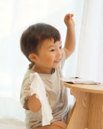 ..u0040official_belta samaの日焼け止めシート使ってみた乾燥は今まで液体タイプで塗り塗りしていたけどシートタイプなのでとっても塗りやすかった🥺塗りむらもなく子&hellip;のInstagram画像