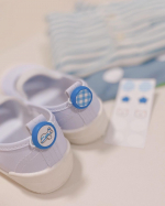 𓂃👟𓈒𓂂𓏸⁡プレや一時保育で重宝してる˗ˏˋプチっとネーム ˊˎ˗ ⇦耐水性だよ🚿♡ワンタッチで名前や目印がつけられて上履きや傘､リュック､水泳用のゴーグルなど名前が書きづらいものにぴっ&hellip;のInstagram画像