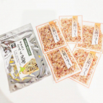 モニター商品当選報告✨。この度、株式会社ヤマザキ様の公式通販ショップ カネ吉オンラインのモニタープレゼントに当選しました🎉。厳選された素材のシンプルな商品は、ごはんのお供にぴったり🤭。鰹節&hellip;のInstagram画像