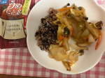 【梅たっぷりうめこんぶ茶】梅干しがたっぷり入った梅こんぶ茶です。中身の約半分が品質のよい紀州産南高梅のフリーズドライの梅干しです。梅干し大好きなので、うれしいです。梅干しの爽やかなおいしさを感&hellip;のInstagram画像