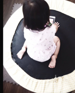 引き続き英語教材取組中🌝ここ数日、3番目のこどもが体調崩していて中々時間取れなかったんですが、自宅でオンラインなので家から出なくて良いので、多子世帯にぴったり！英語が聞こえると自然と繰り返すよ&hellip;のInstagram画像