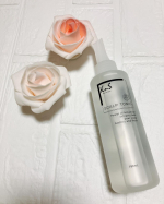 柿のさちKnSスカルプトニック180ml 1760円wの渋柿パワー、渋柿エキス＆持続型渋柿マイクロカプセルで頭のニオイやべたつきを防いでくれるスカルプトニックです💕ノズルの先端が細長くなって&hellip;のInstagram画像