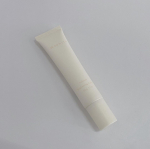 ***インティメイト ブライトニングクリームデリケートゾーンの繊細な肌を、摩擦や肌荒れから守る✨薬用美白*1クリーム😙下着のこすれや乾燥・ムレなど、肌刺激の蓄積により、くすみ*2や&hellip;のInstagram画像