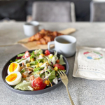 GM🌞夏休みスタート。朝はしっかり野菜とタンパク質を💪マヨネーズでお馴染みのキユーミーさんの宅配サービスを利用してみたよ。とっても簡単で便利だった。忙しい朝でもしっかり栄養が摂れる〜スープ&hellip;のInstagram画像