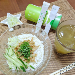 暑いとさっぱりしたものが食べたっくて、ついざる蕎麦ひやむぎ率が高くなりがち(ˊᵕˋ )💦野菜不足が気になるので、明日葉青汁のboco to decoと一緒に。氷たっぷり入れてつめたーく冷やして飲&hellip;のInstagram画像