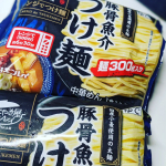 電子レンジで簡単にできるつけ麺。小6の子供とつくりました。レンジでできるので暑さも軽減されて助かります。#キンレイ #キンレイのある食卓 #豚骨魚介 #つけ麺 #夏休み #子供 #子供と一緒&hellip;のInstagram画像