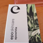 最近⁡シミとシワ、クーラーによる乾燥が気になっています。。。⁡⁡原液100u0025の美容液⁡使ってみました！ ⁡⁡⁡洗顔後すぐ使うタイプの美容液です⁡手に取るとさらっとした感じ！⁡⁡お肌につ&hellip;のInstagram画像