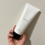 ドクターリセラ『deep2031 ジェルクレンジング』.deep2031 ジェルクレンジングはメイク汚れはもちろん毛穴の「詰まり」「黒ずみ」「開き」「たるみ」など、あらゆる毛穴悩みにアプローチし&hellip;のInstagram画像