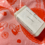 mi_2032今回紹介させて頂くのは「ラブコスメ ジャムウ・ハーバルソープ」です🎶ラブコスメは「愛し合うこと」を応援するセクシャルなお悩みを解決するブランドです❣️夏は特にデリケートゾーンの蒸&hellip;のInstagram画像