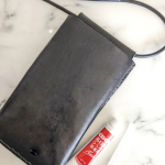 本皮のハギレをもらったので、スマホポーチを作ってみました。今回使った接着剤は多目的クラフト接着剤Neo。他にもビーズ、布、金属、ガラス、タイル、プラスチックなど、いろいろな素材を強力に接着して&hellip;のInstagram画像