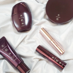 米肌つやしずくシリーズ💖..このシリーズの良いところ日中にスキンケアという、新発想✨潤いあふれ、艶めく素肌へ。..日中にスキンケア&hellip;？どうゆうこと？ってなりますよね🤔..美容&hellip;のInstagram画像