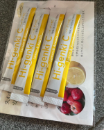 ハイ・ゲンキC（顆粒タイプ）飲んでみました。私がいいと思ったのはアセロラとレモンの植物素材由来のビタミンCを使用していること。1包に（1.4g）に含まれるビタミンCの量は約100mgで1日1~2包&hellip;のInstagram画像