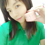 sssssssyuki気になってたタウリンニードル❗新しい感じの美容液だったよ🙌クリームっぽい容器に入ってるけど白色のジェルっぽい見た目の美容液なの🌟スーッと伸びてみずみずしいテクスチャ🎵&hellip;のInstagram画像