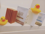 プラスチックを使わないから環境に優しい固形のヘアケアアイテム【TheBAR(ソリッドシャンプー・ソリッドコンディショナー) 】を使ってみたよ固形のシャンプー使うのが初めてですソリッドシャンプー&hellip;のInstagram画像